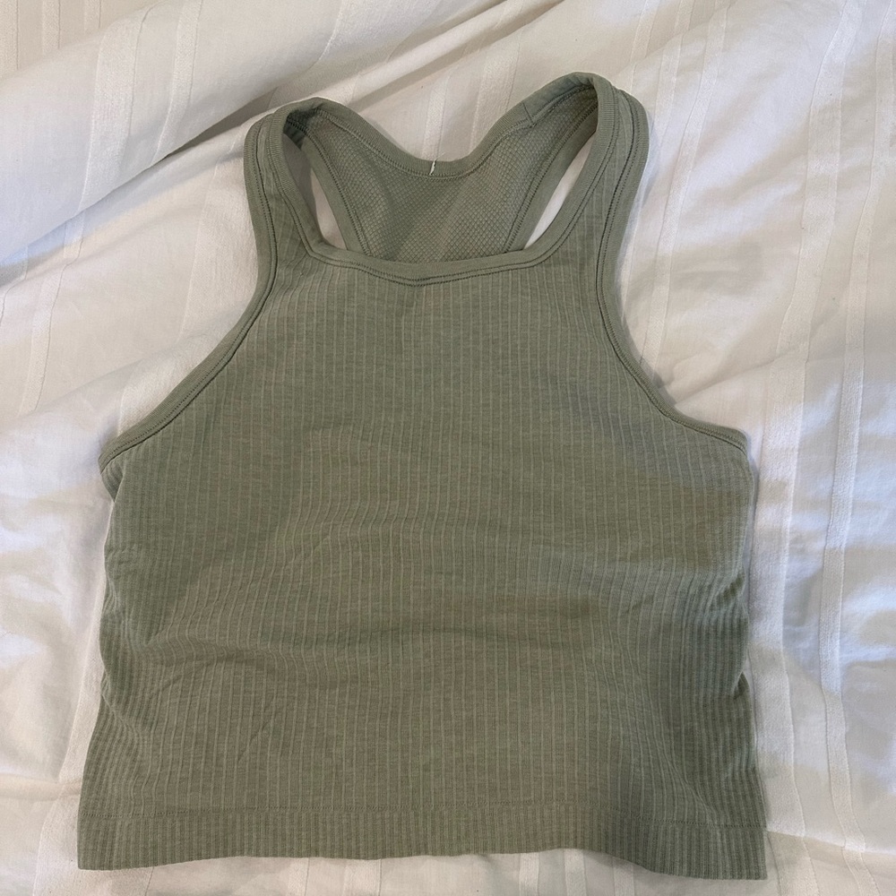 Cropped Ebb to Street Tank